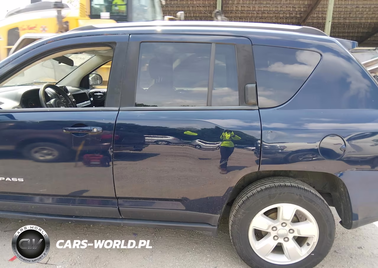 2015 Jeep Compass Sport VIN:1C4NJCBA7FD198328 - 6