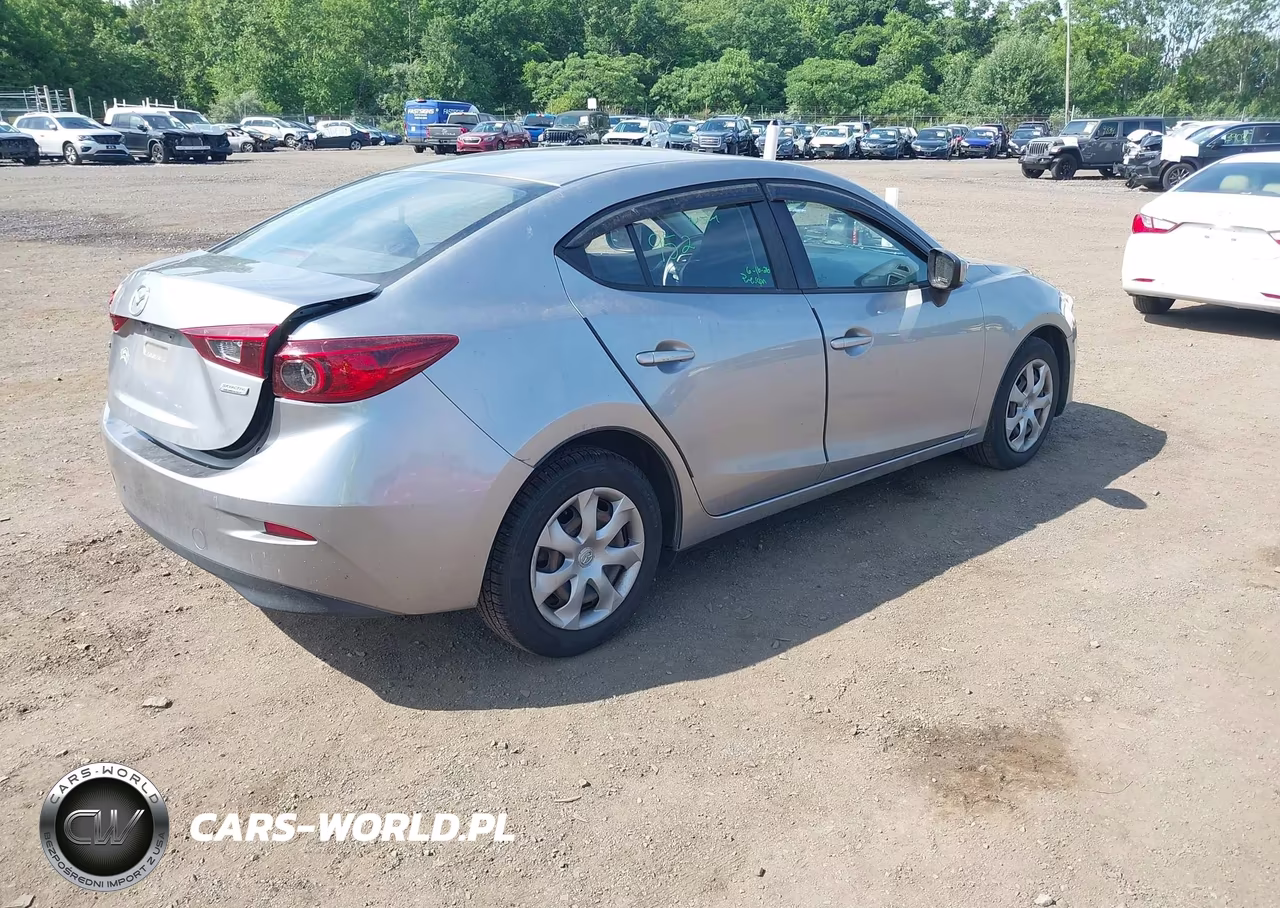 2016 Mazda Mazda3 I Sport VIN:JM1BM1T71G1283363 - 4