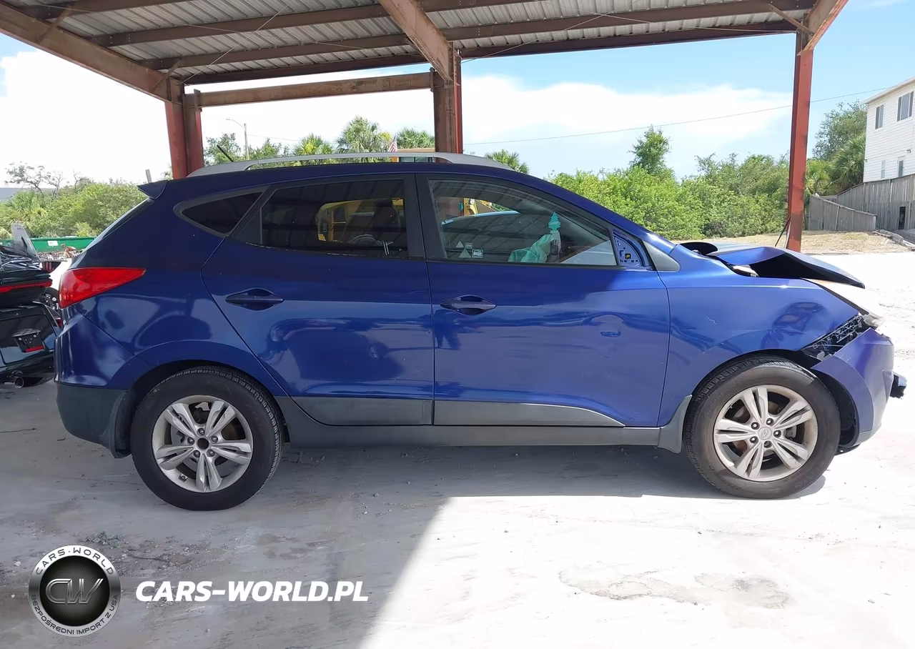 2011 Hyundai Tucson Gls VIN:KM8JU3AC7BU244299 - 13