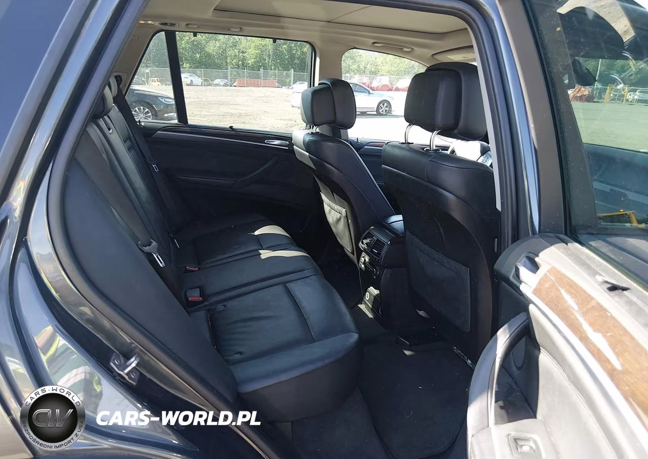 2012 BMW X5 xDrive35D VIN:5UXZW0C5XCL673599 - 8