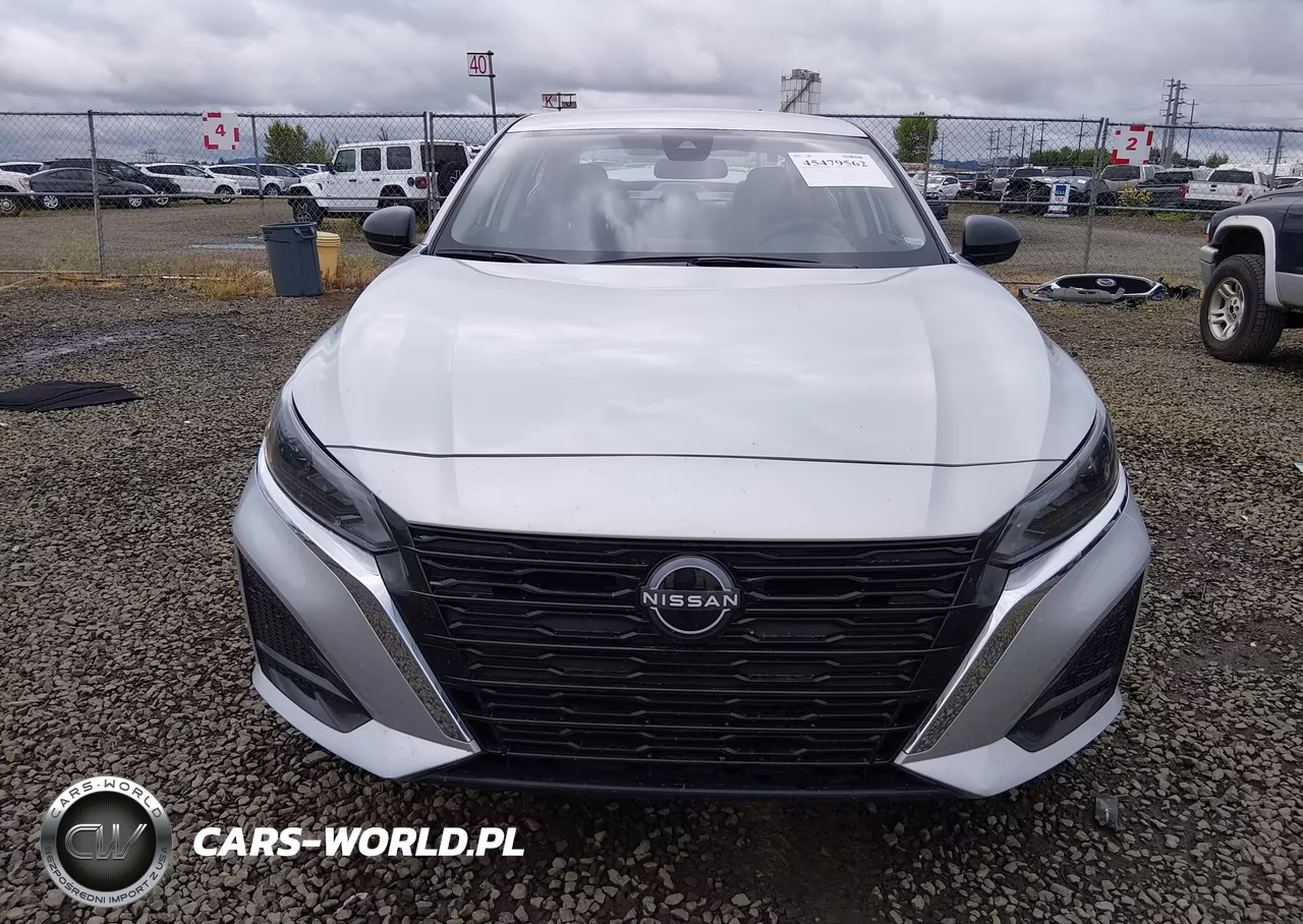2025 Nissan Altima Sv Fwd VIN:1N4BL4DVXSN366573 - 13