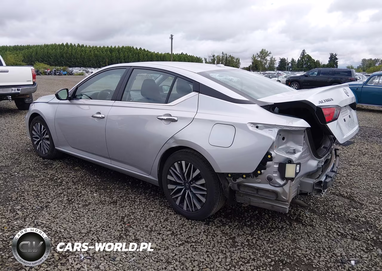 2025 Nissan Altima Sv Fwd VIN:1N4BL4DVXSN366573 - 3