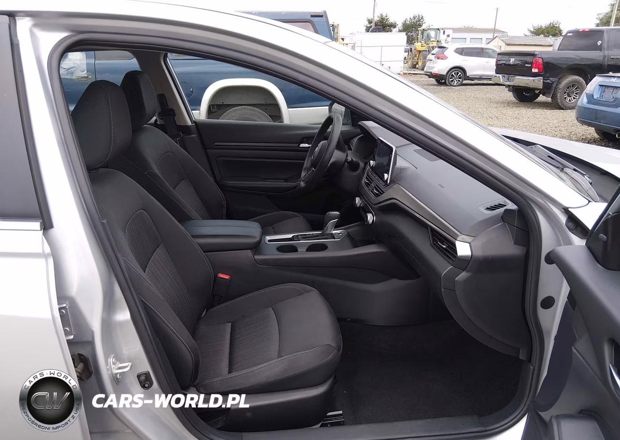 2025 Nissan Altima Sv Fwd VIN:1N4BL4DVXSN366573 - 5