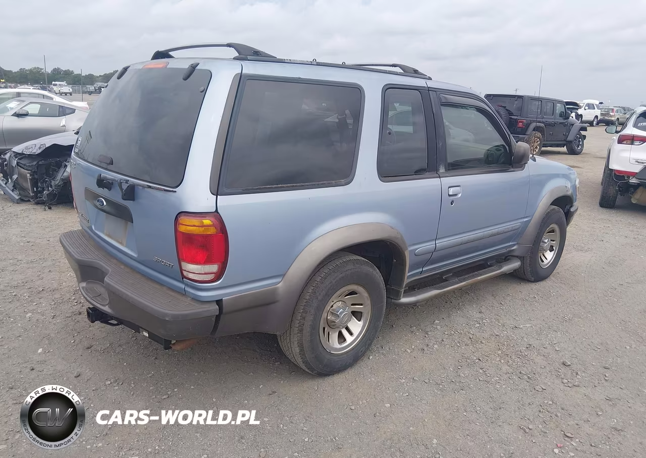 1998 Ford Explorer Sport VIN:1FMYU22X2WUC11128 - 4