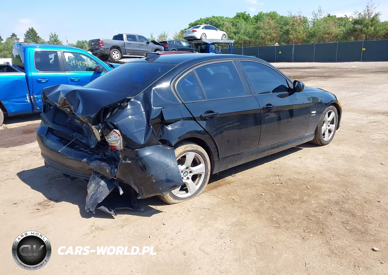 2011 BMW 328I xDrive VIN:WBAPK7C59BF087449 - 4