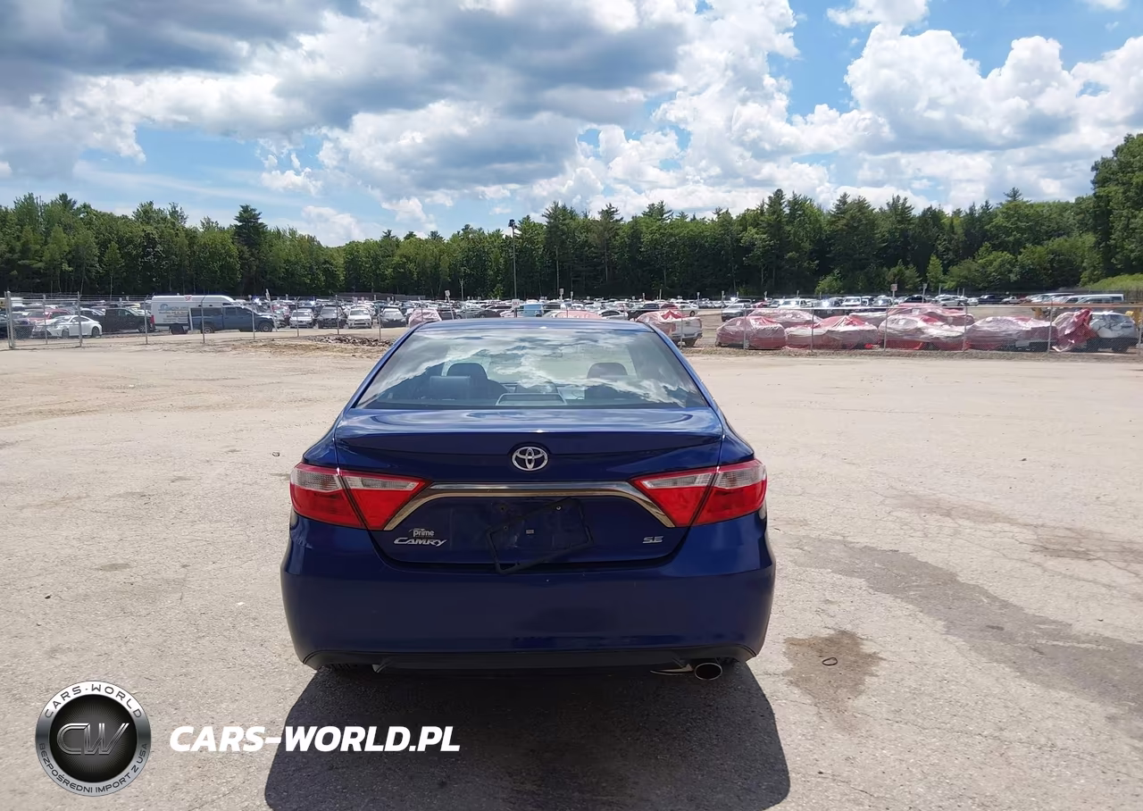 2016 Toyota Camry Se VIN:4T1BF1FK4GU569812 - 17