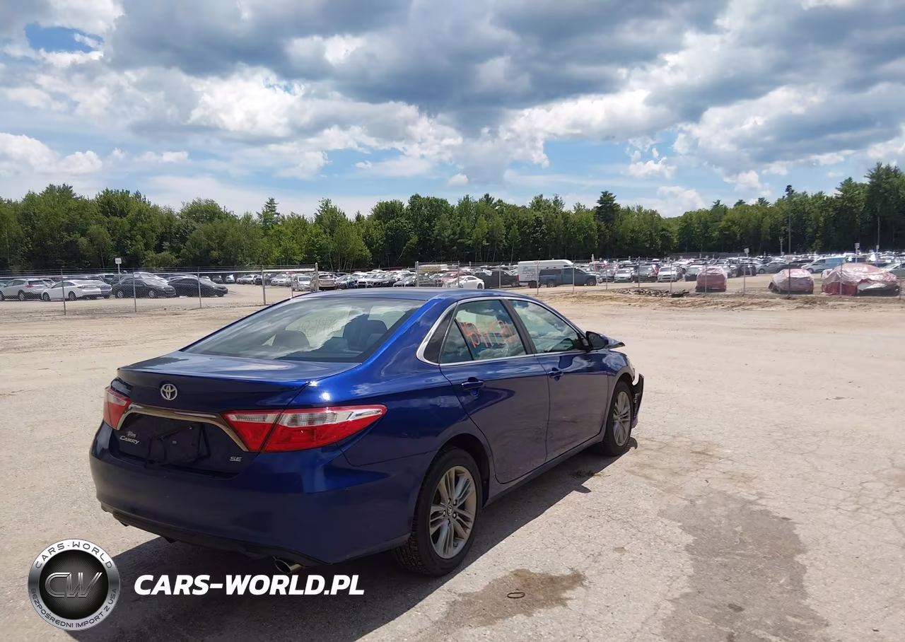 2016 Toyota Camry Se VIN:4T1BF1FK4GU569812 - 4