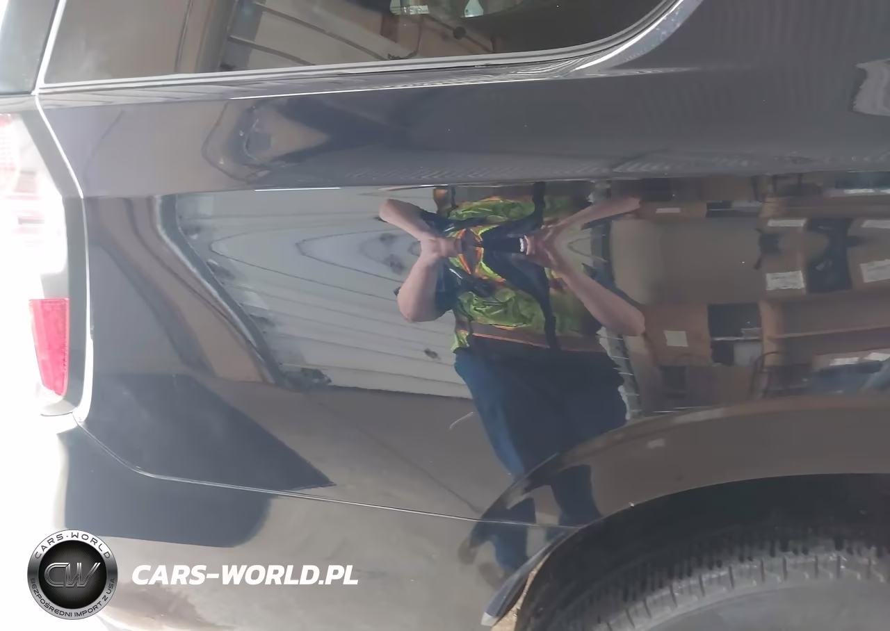 2023 Chevrolet Tahoe 4Wd Commercial Fleet VIN:1GNSKLEDXPR153658 - 14
