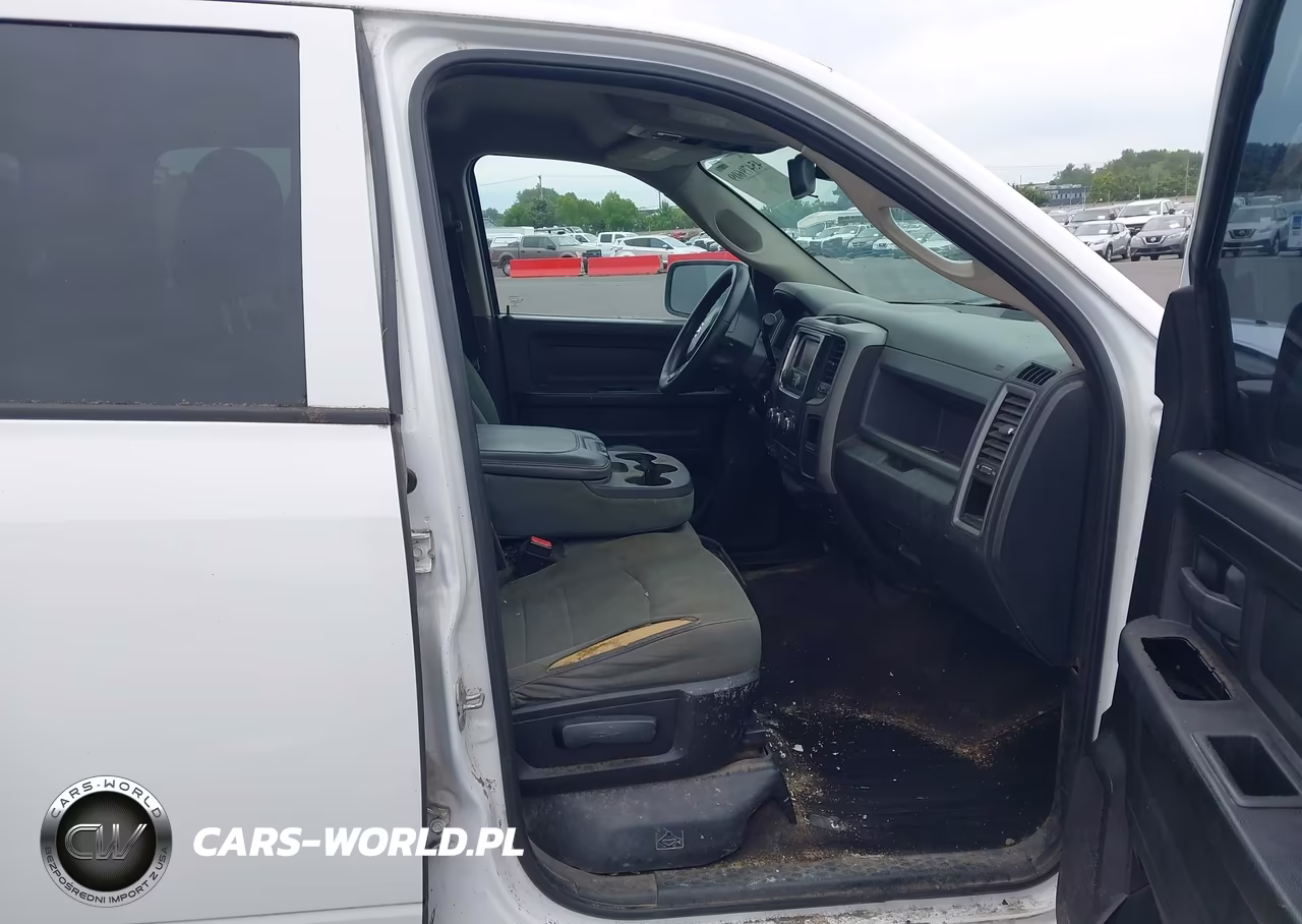 2015 Ram 1500 Tradesman VIN:1C6RR6ST8FS761774 - 5