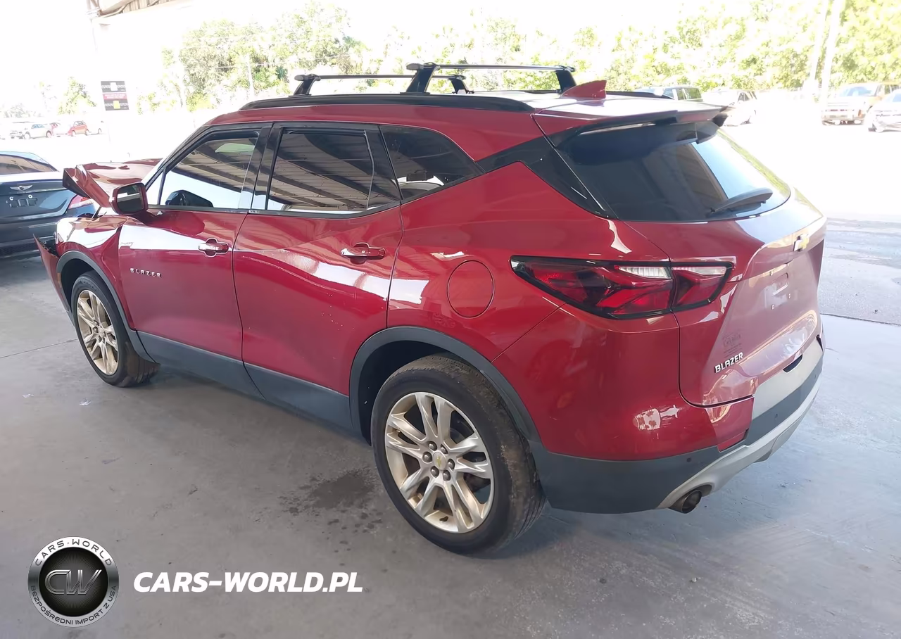 2019 Chevrolet Blazer VIN:3GNKBDRSXKS638810 - 3