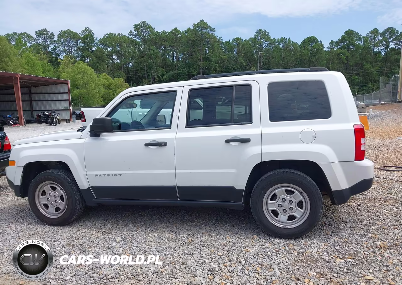 2014 Jeep Patriot Sport VIN:1C4NJPBB8ED925717 - 14