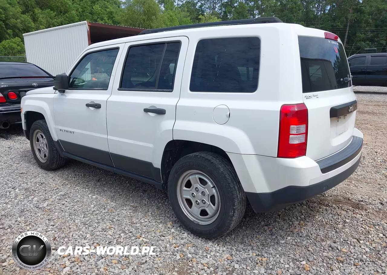 2014 Jeep Patriot Sport VIN:1C4NJPBB8ED925717 - 3