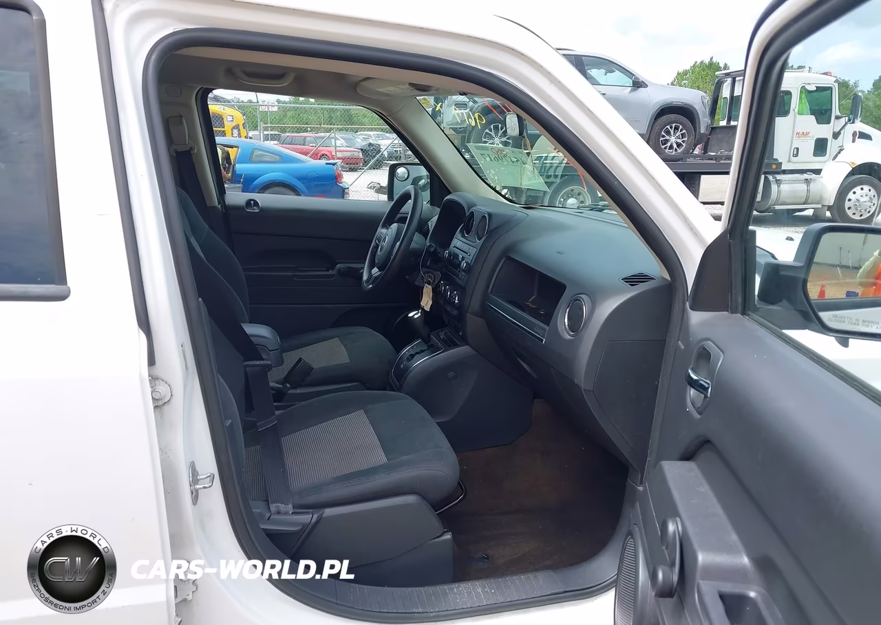2014 Jeep Patriot Sport VIN:1C4NJPBB8ED925717 - 5