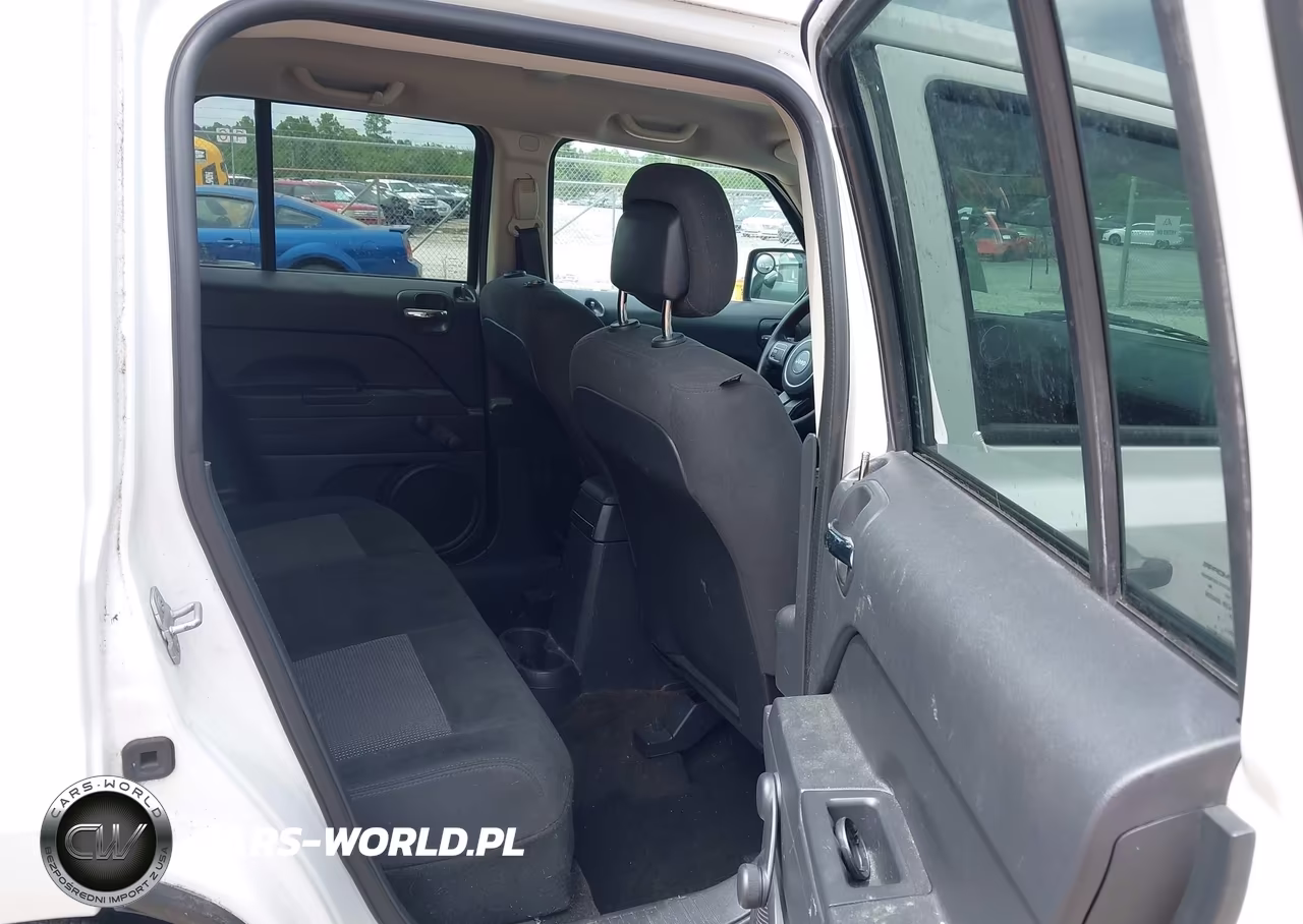 2014 Jeep Patriot Sport VIN:1C4NJPBB8ED925717 - 8