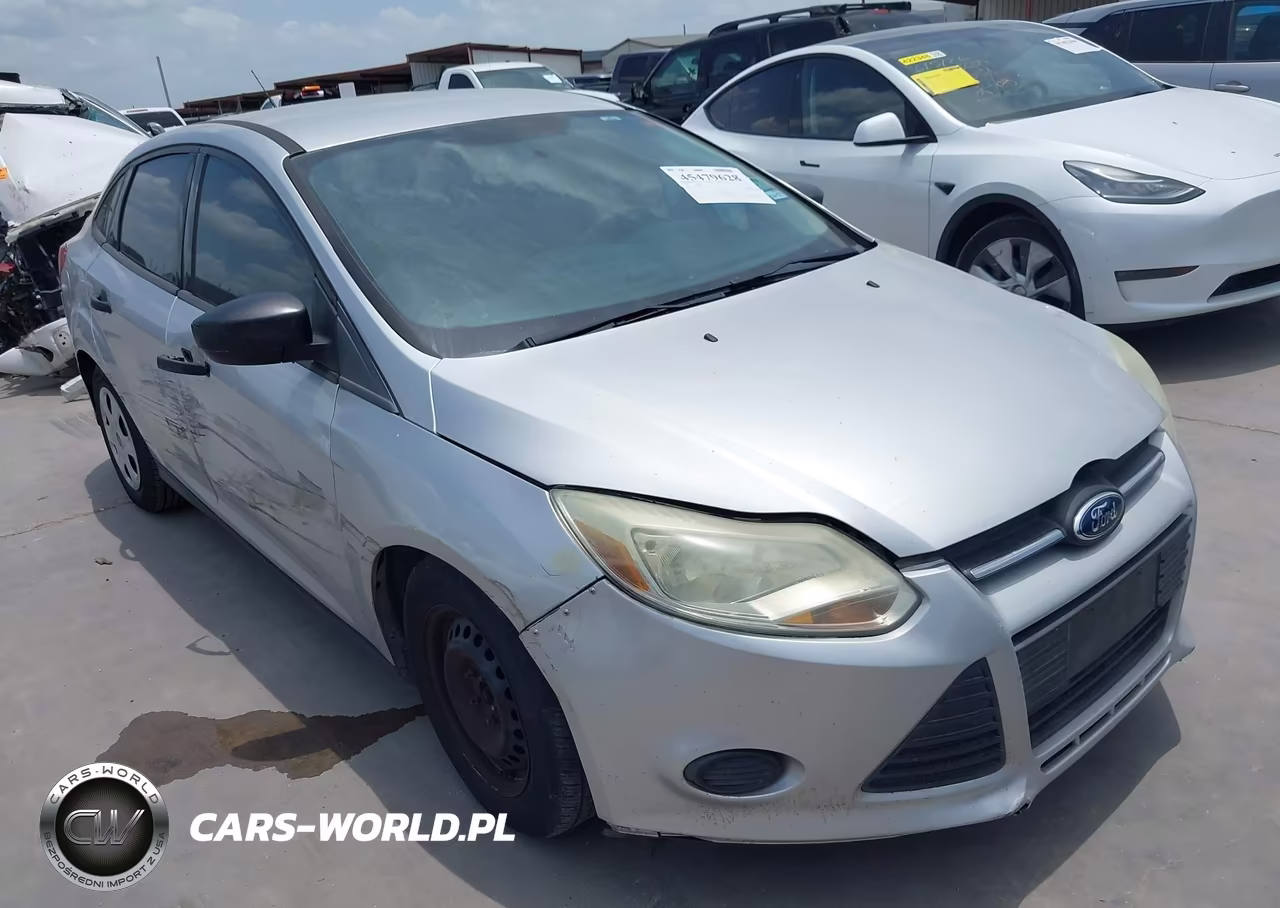 2014 Ford Focus S – zdjęcie 1 z 16