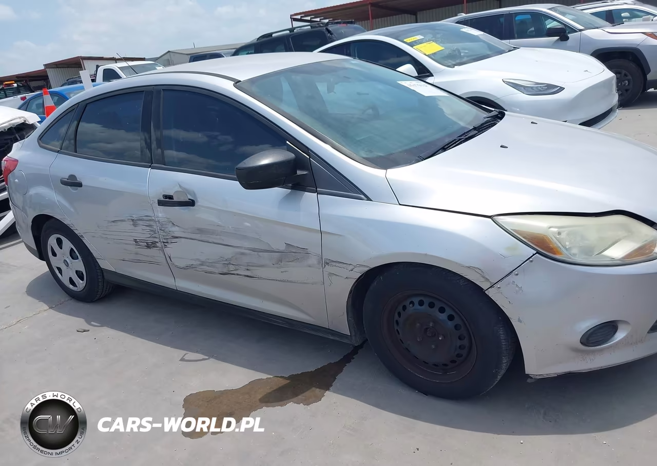 2014 Ford Focus S VIN:1FADP3E27EL432508 - 13
