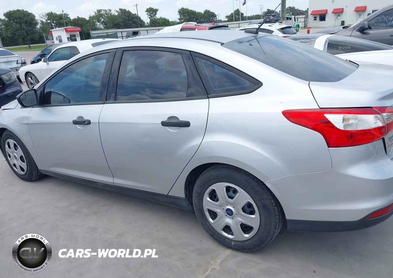 2014 Ford Focus S VIN:1FADP3E27EL432508 - 14