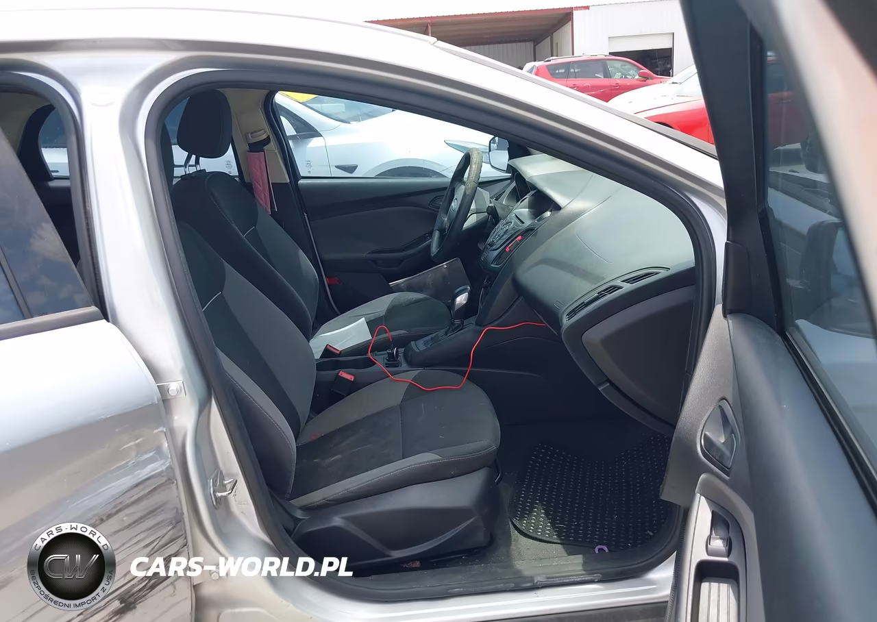 2014 Ford Focus S VIN:1FADP3E27EL432508 - 5