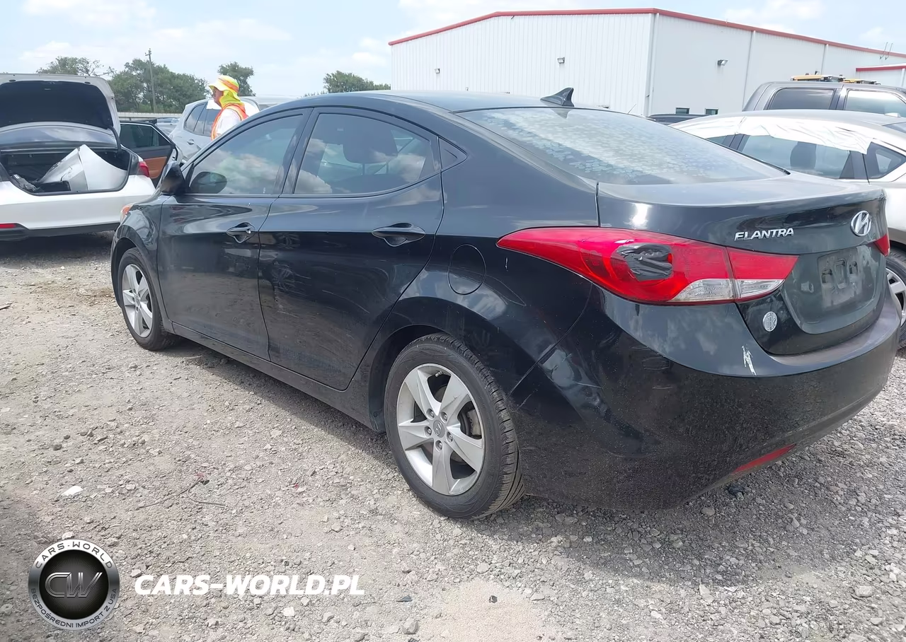 2013 Hyundai Elantra Gls VIN:KMHDH4AEXDU814212 - 3