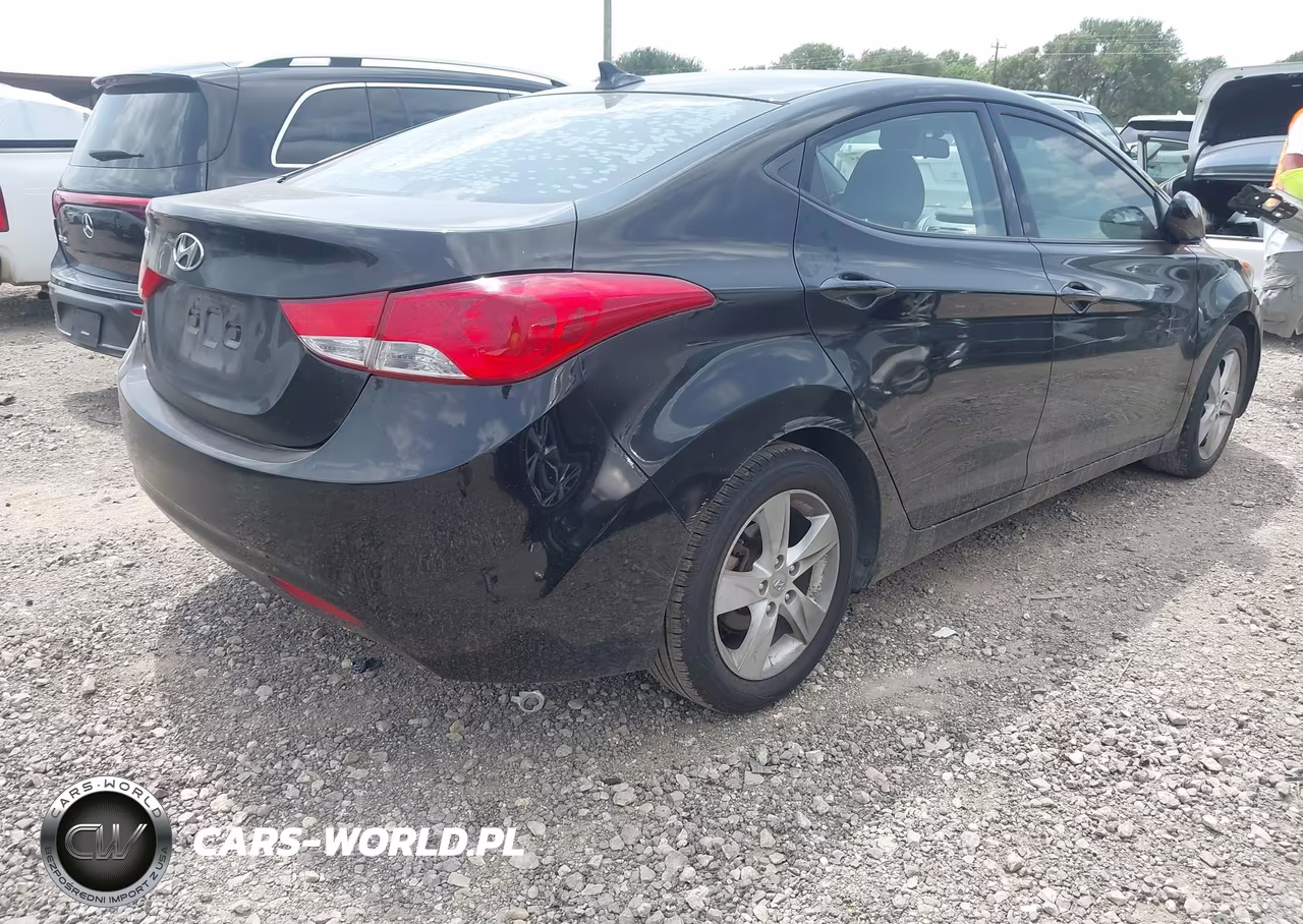 2013 Hyundai Elantra Gls VIN:KMHDH4AEXDU814212 - 4