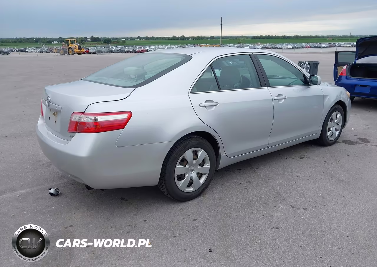 2009 Toyota Camry Le VIN:4T4BE46K59R056985 - 4