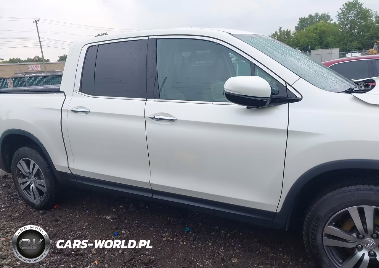 2017 Honda Ridgeline Rtl-E VIN:5FPYK3F72HB010682 - 13