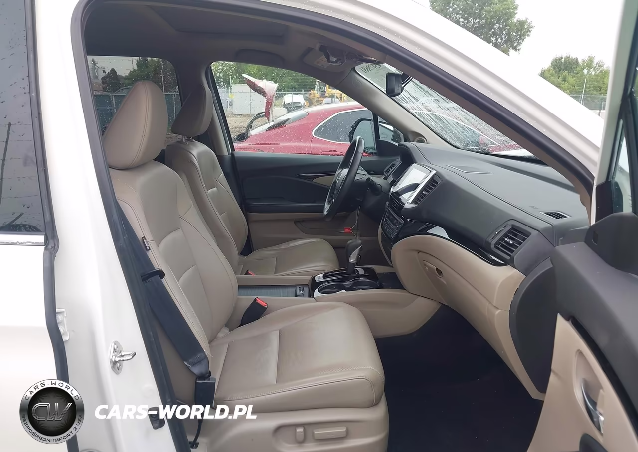 2017 Honda Ridgeline Rtl-E VIN:5FPYK3F72HB010682 - 5