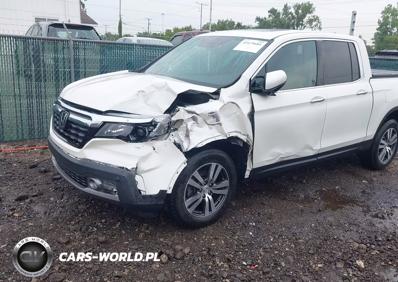2017 Honda Ridgeline Rtl-E VIN:5FPYK3F72HB010682 - 6
