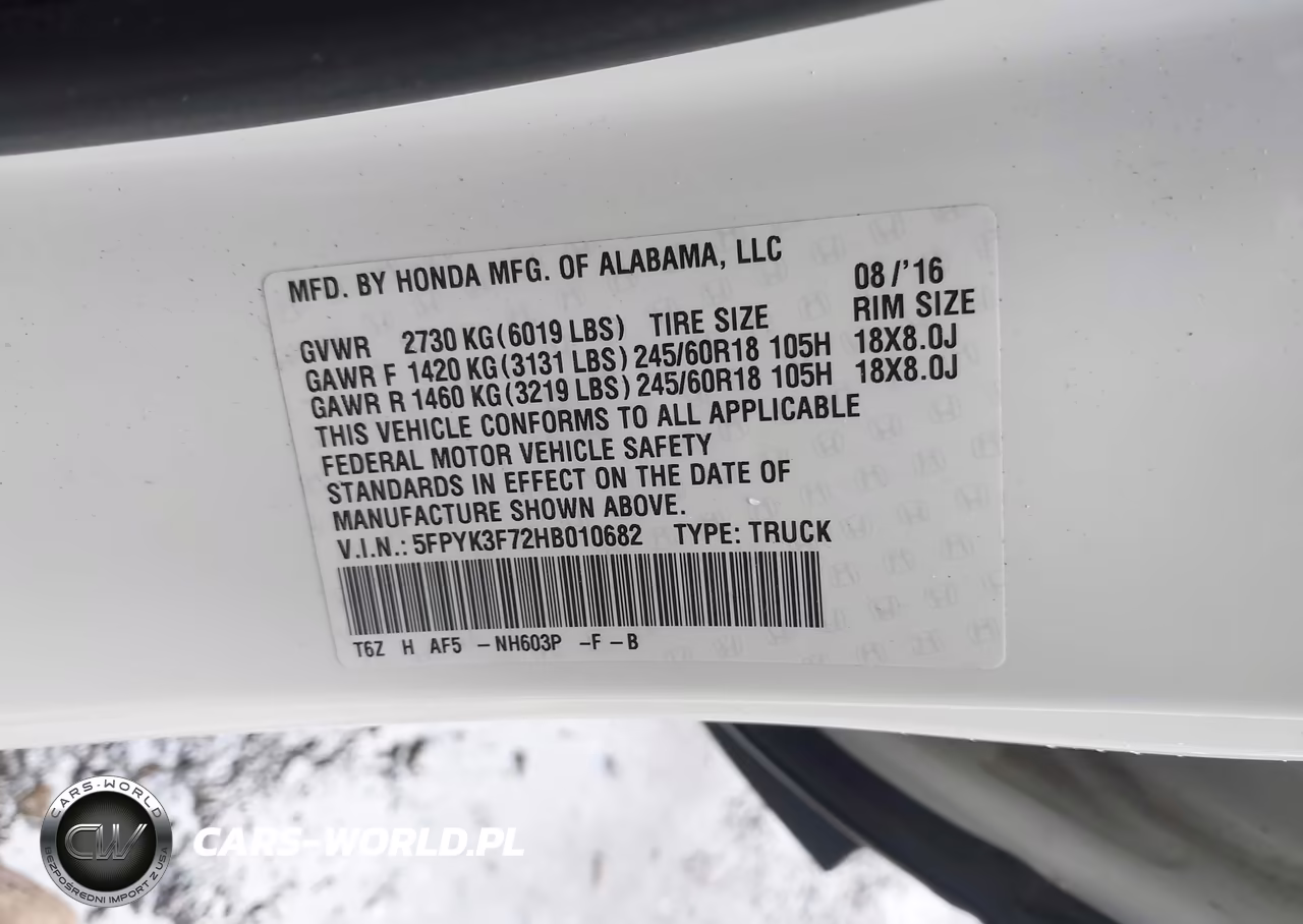 2017 Honda Ridgeline Rtl-E VIN:5FPYK3F72HB010682 - 9