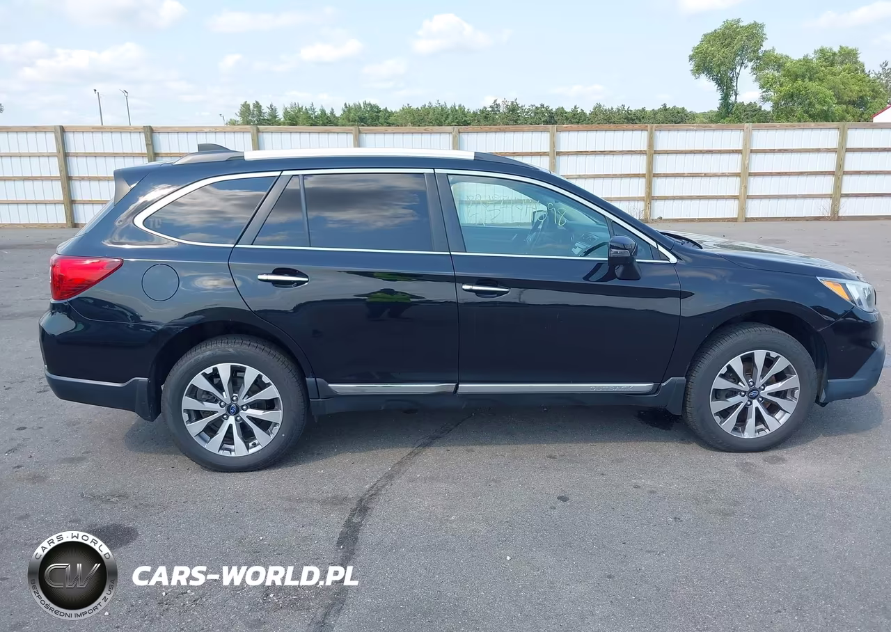 2017 Subaru Outback 2.5I Touring VIN:4S4BSATC4H3346928 - 13