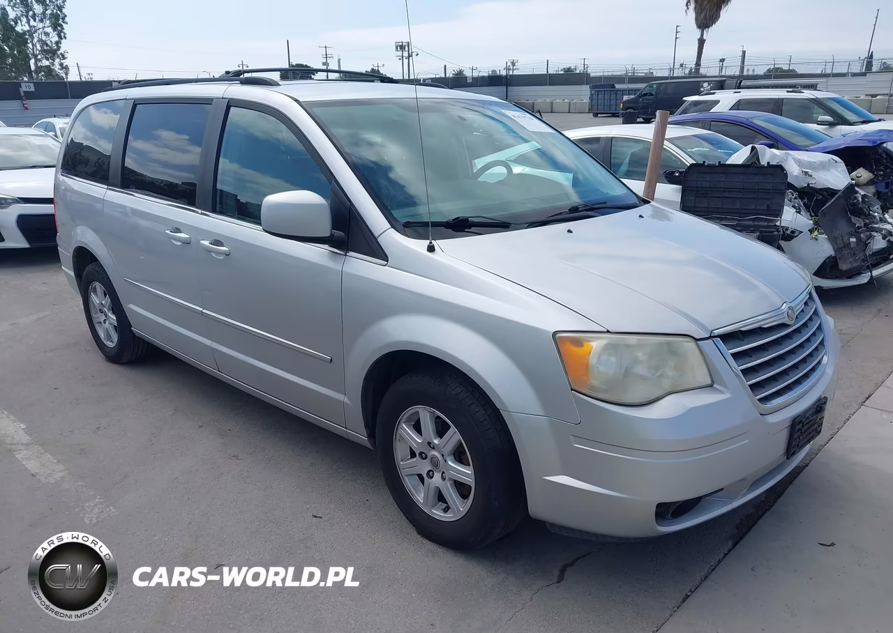 2010 Chrysler Town & Country Touring