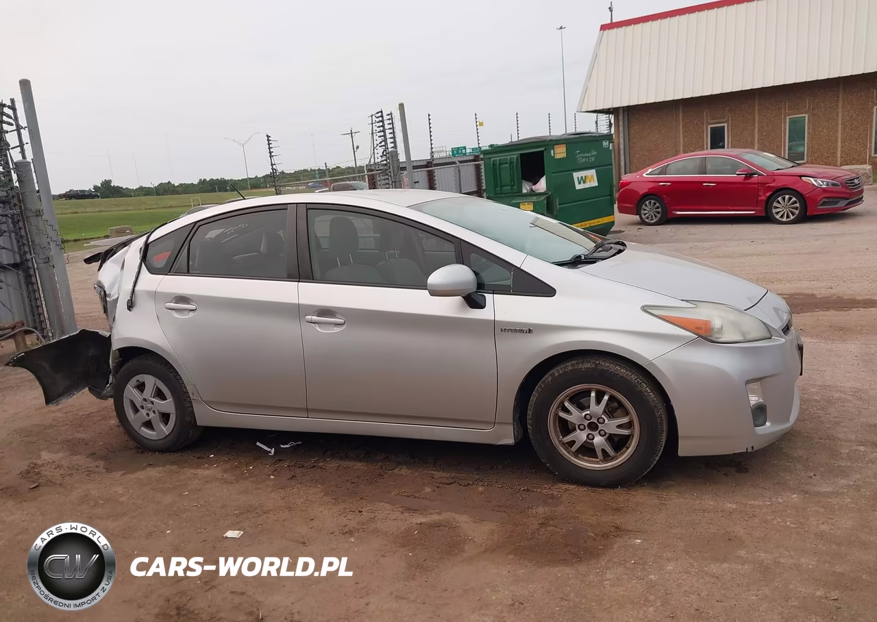 2011 Toyota Prius Two VIN:JTDKN3DU7B1419601 - 13