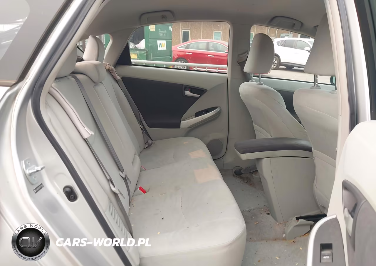 2011 Toyota Prius Two VIN:JTDKN3DU7B1419601 - 8