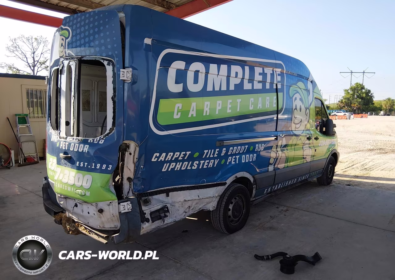 2015 Ford Transit-250 VIN:1FTNR3XG4FKA81095 - 4