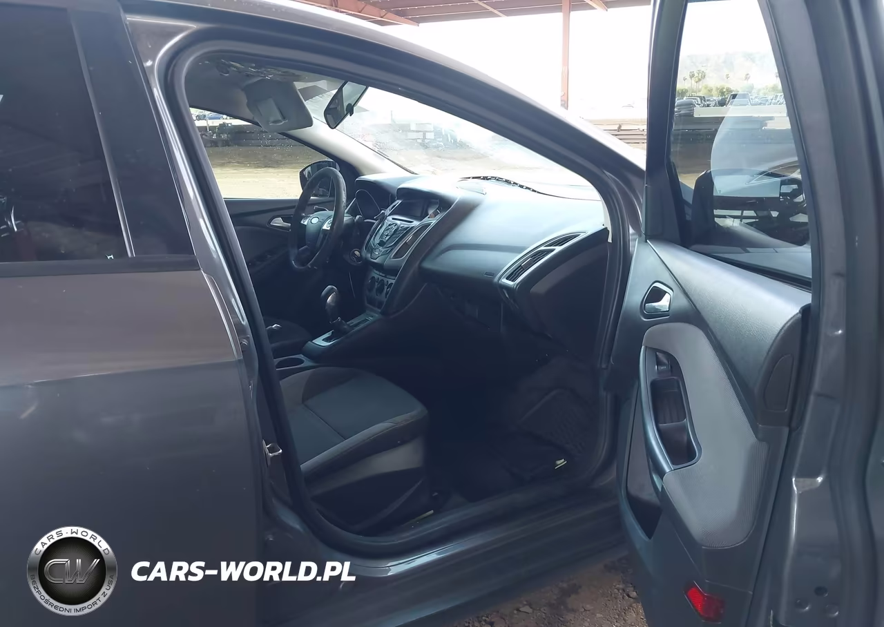 2012 Ford Focus Se VIN:1FAHP3F29CL139948 - 5