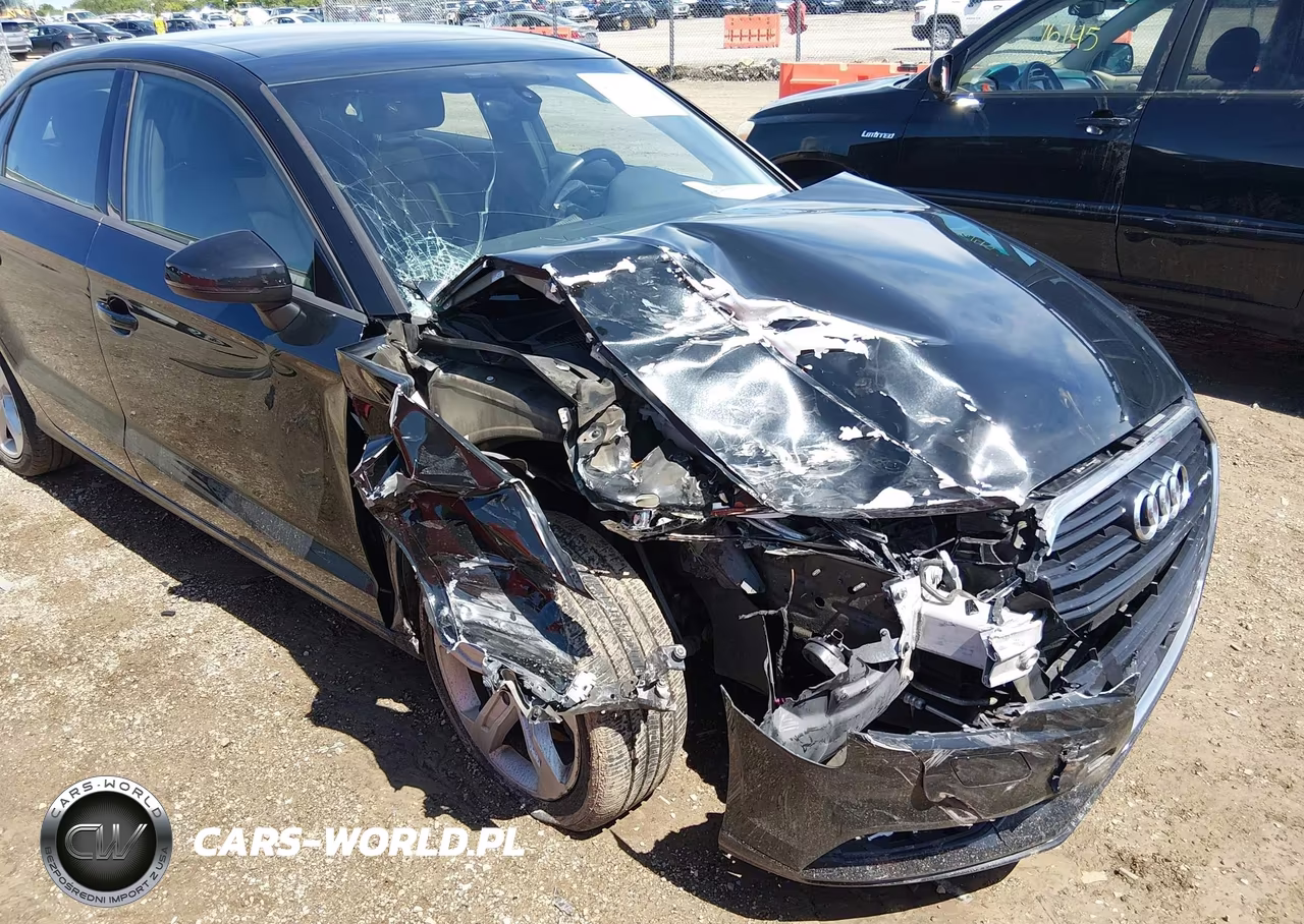 2018 Audi A3 2.0T Premium-2.0T Tech Premium VIN:WAUAUHFF5J1054020 - 6