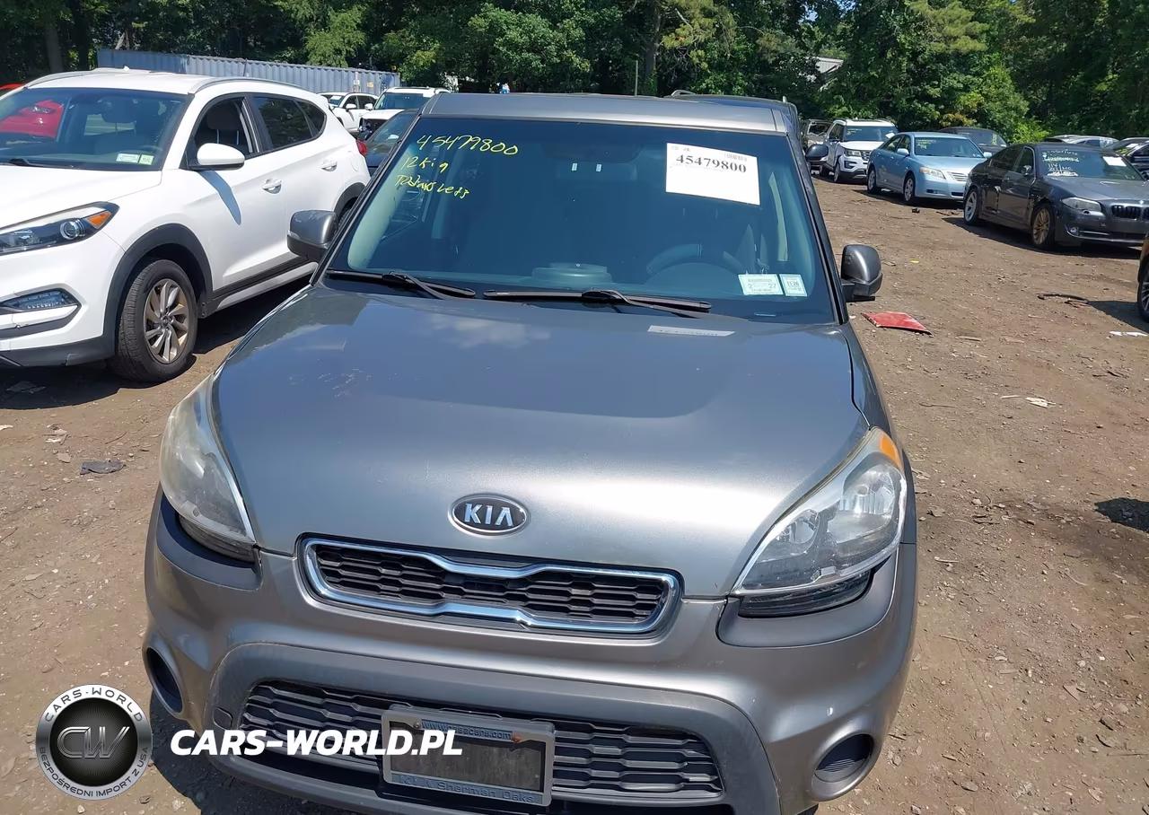 2012 Kia Soul + VIN:KNDJT2A67C7361084 - 6