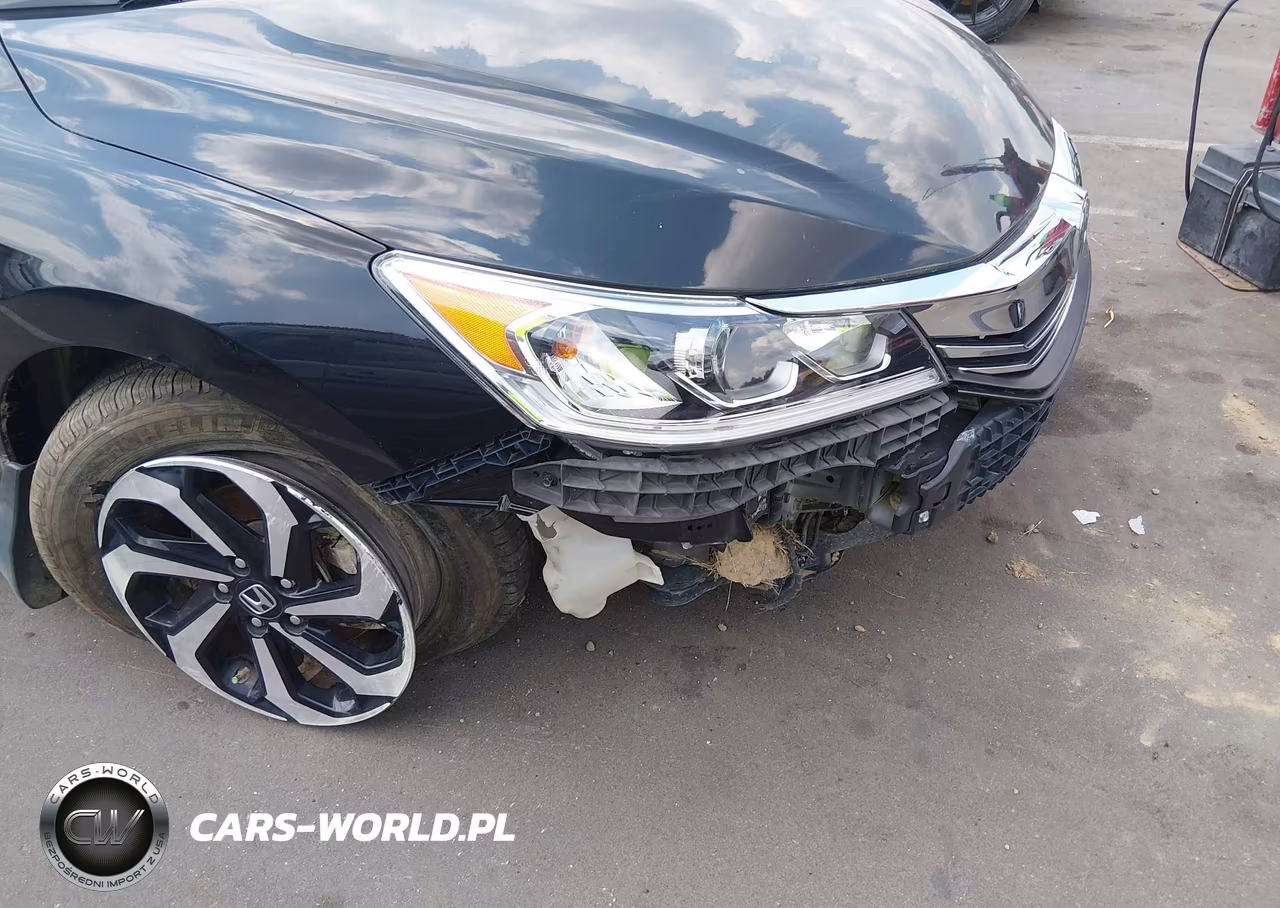 2017 Honda Accord Ex VIN:1HGCR2F06HA168643 - 17