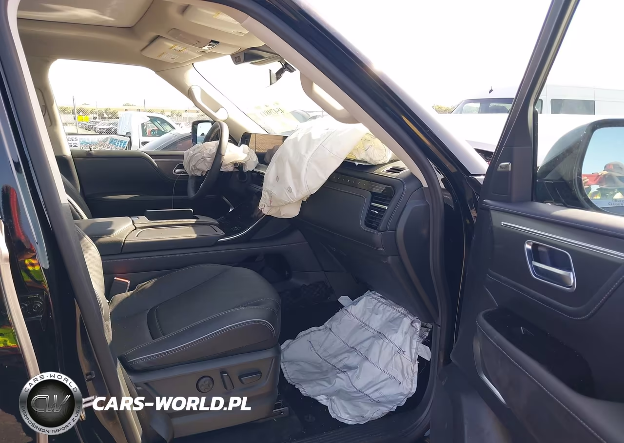 2026 Infiniti Qx80 Luxe VIN:JN8AZ3BA0T9010890 - 5