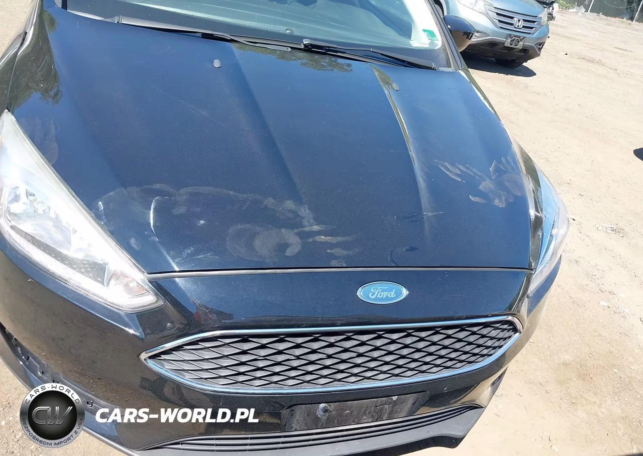 2018 Ford Focus Se VIN:1FADP3FE3JL209451 - 6