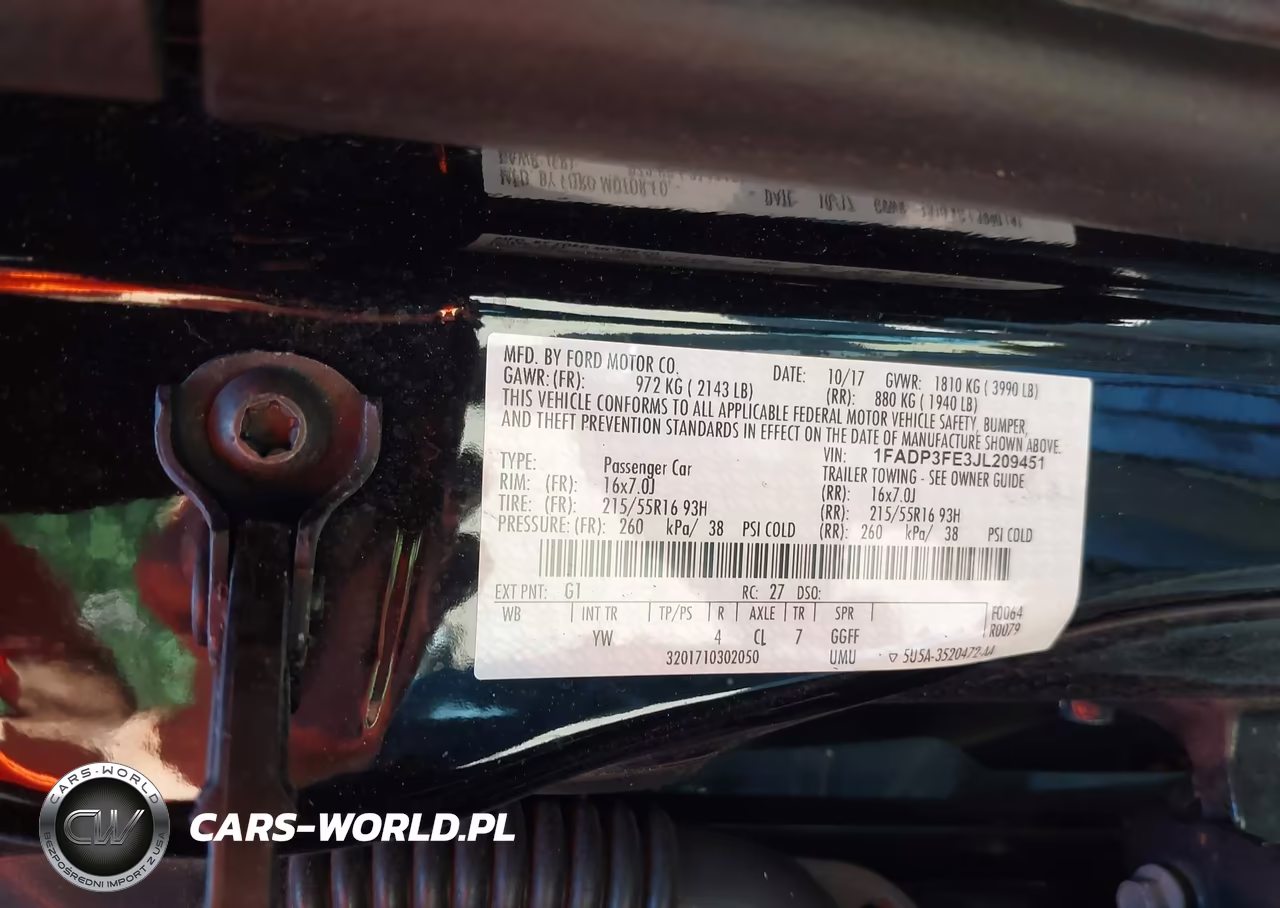 2018 Ford Focus Se VIN:1FADP3FE3JL209451 - 9