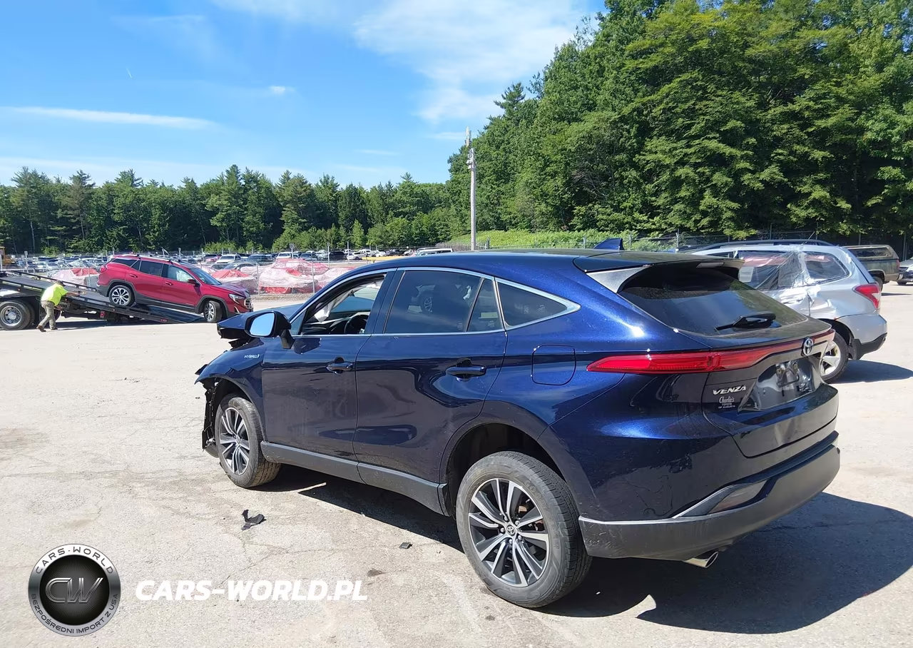 2021 Toyota Venza Le VIN:JTEAAAAH4MJ000882 - 3