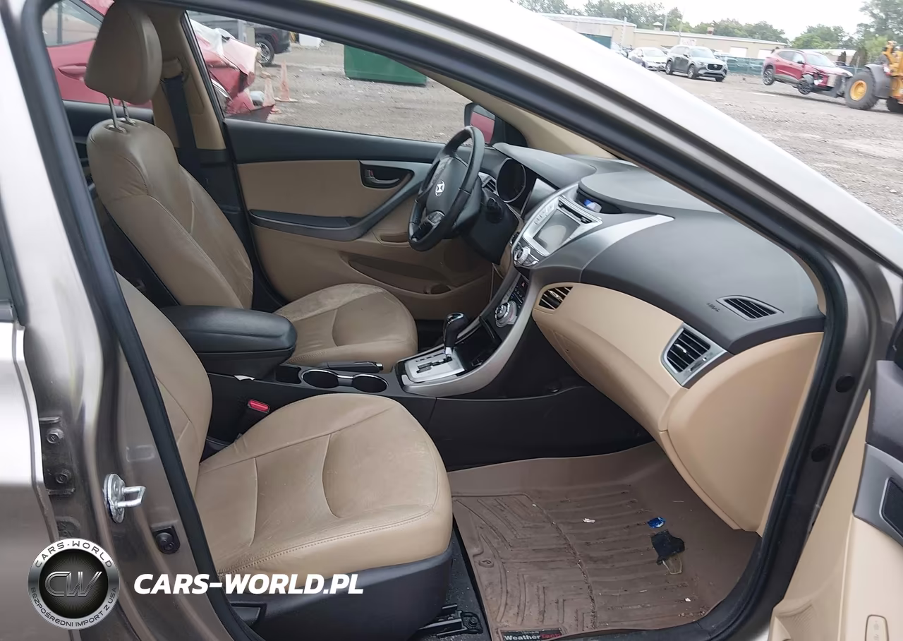 2012 Hyundai Elantra Limited VIN:5NPDH4AE4CH100668 - 5