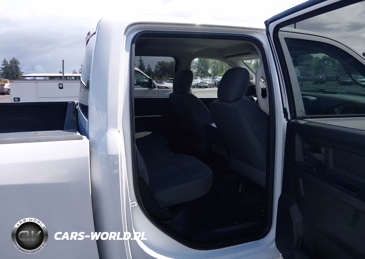 2018 Ram 1500 Tradesman 4X2 5'7 Box VIN:1C6RR6KG2JS298607 - 8