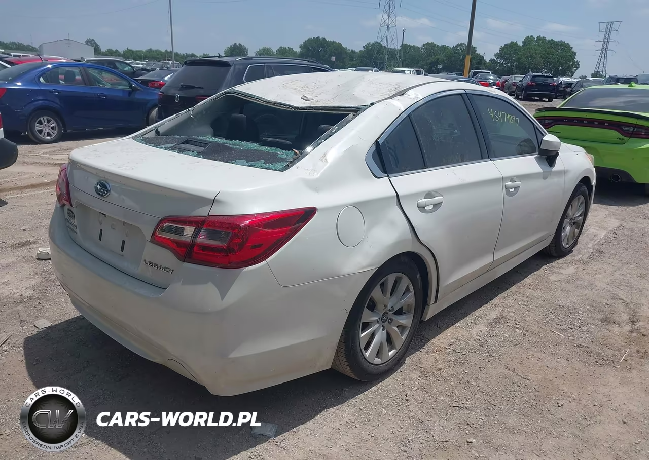 2015 Subaru Legacy 2.5I Premium VIN:4S3BNBC61F3011814 - 4