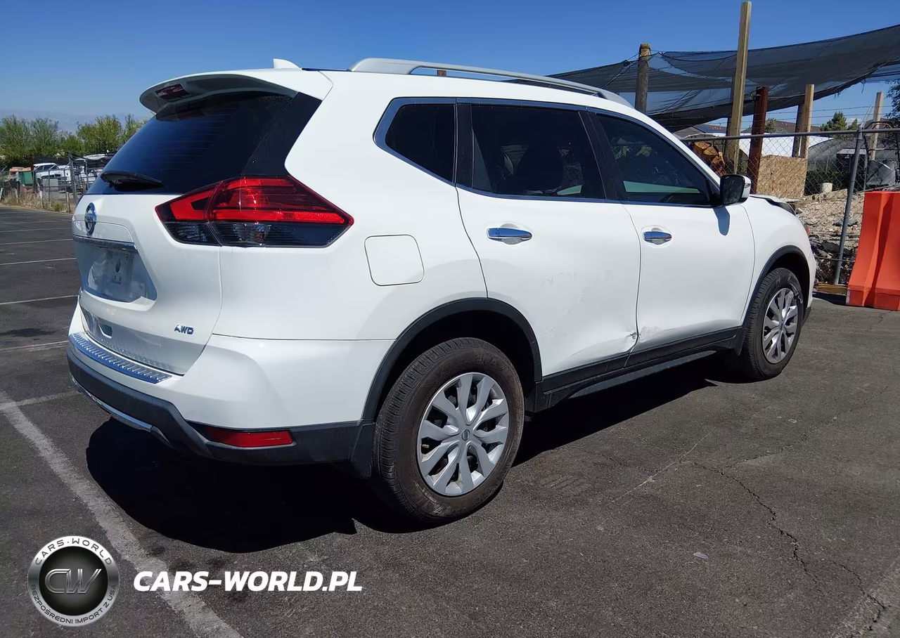 2017 Nissan Rogue S VIN:5N1AT2MV4HC774576 - 4