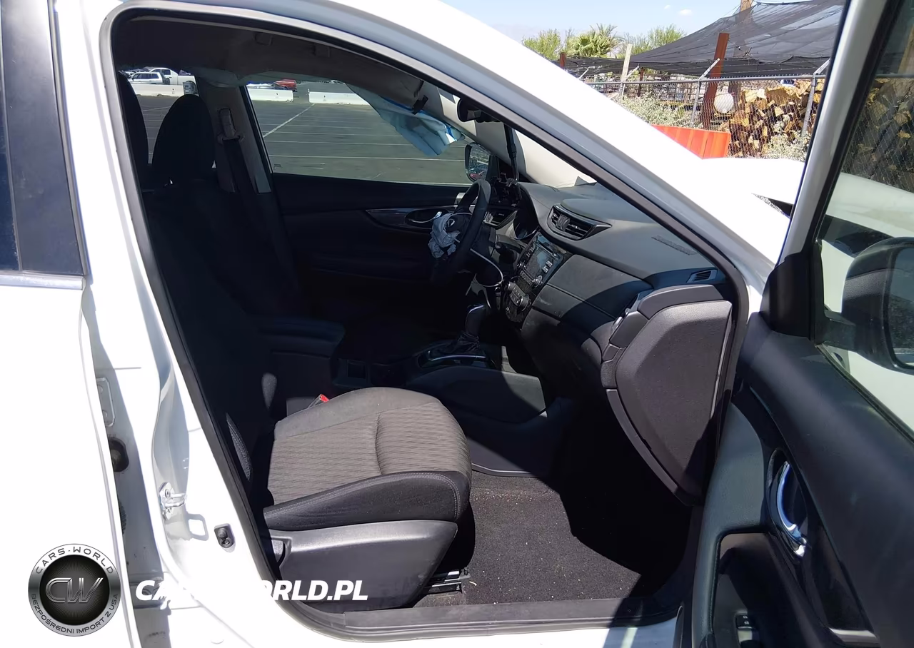 2017 Nissan Rogue S VIN:5N1AT2MV4HC774576 - 5