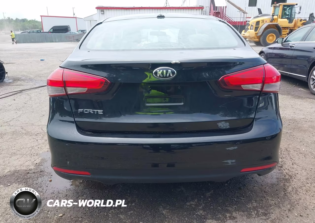 2017 Kia Forte Lx VIN:3KPFK4A73HE065483 - 16
