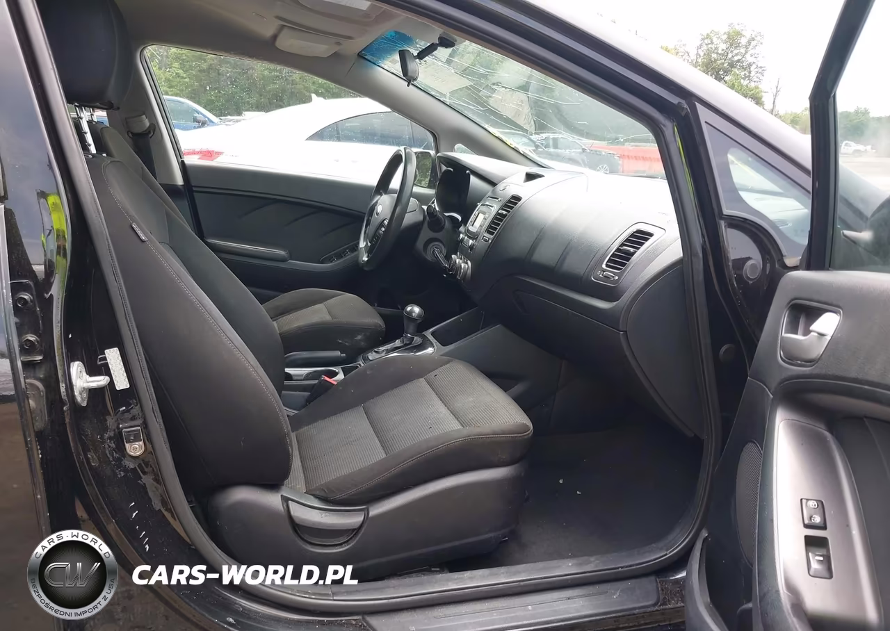 2017 Kia Forte Lx VIN:3KPFK4A73HE065483 - 5