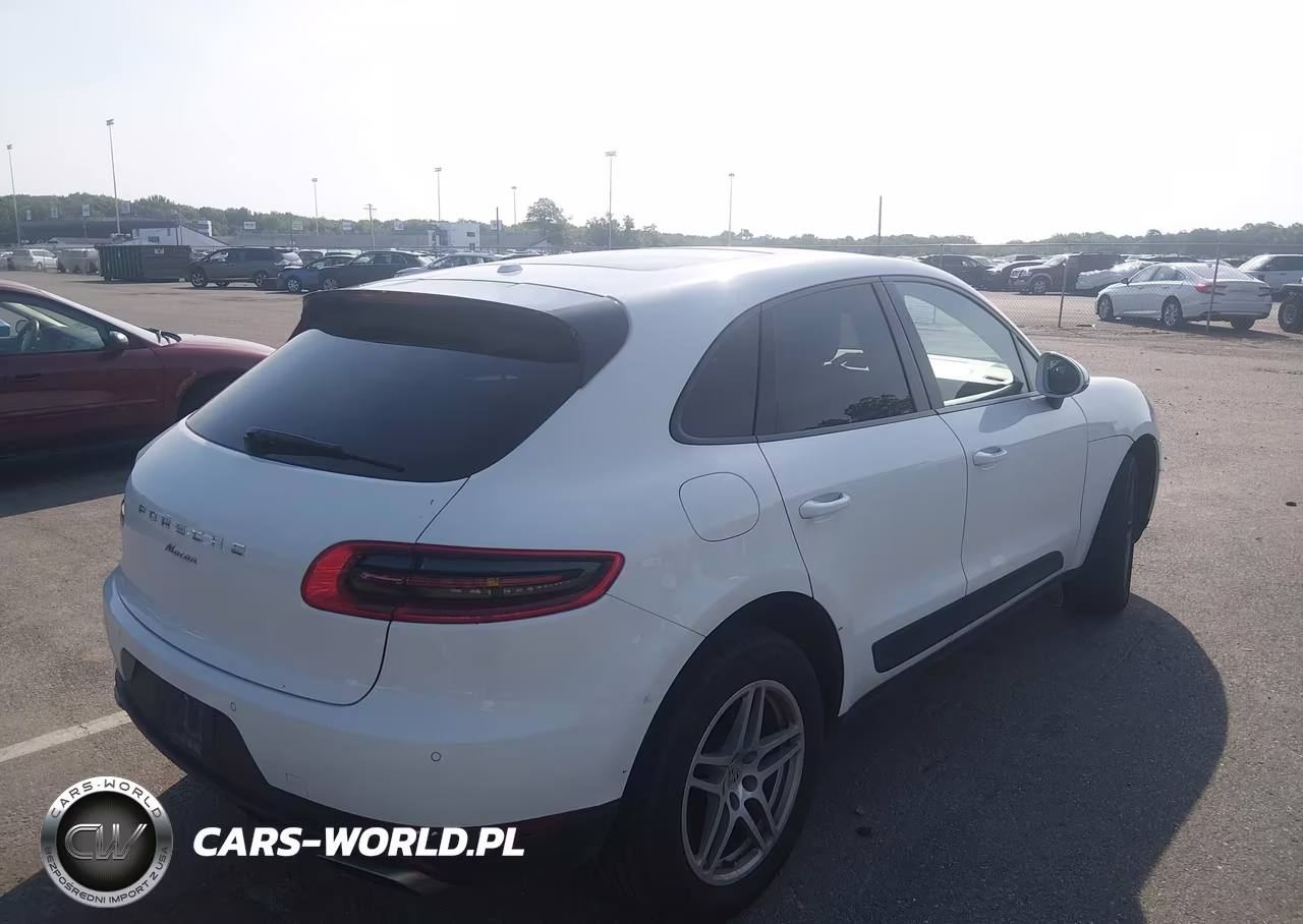 2018 Porsche Macan VIN:WP1AA2A50JLB03991 - 18